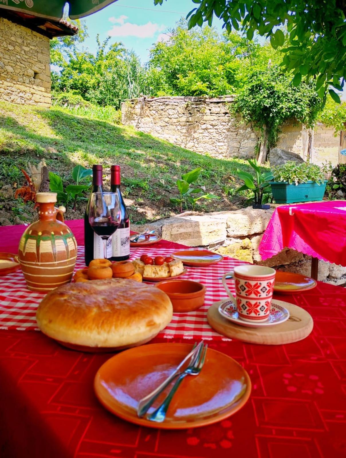 "Pivnica I Smestaj Jovanovic"- Rogljevacke Pivnice Rogljevo Buitenkant foto