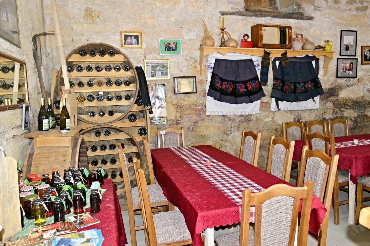 "Pivnica I Smestaj Jovanovic"- Rogljevacke Pivnice Rogljevo Buitenkant foto